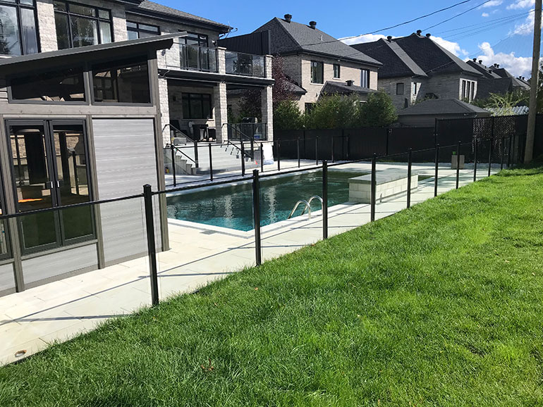 Pool fencing and privacy fences Beaconsfield