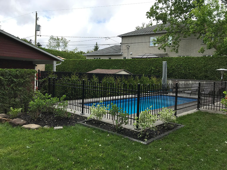 Clôture de piscine et panneau d'intimité Saint-Laurent