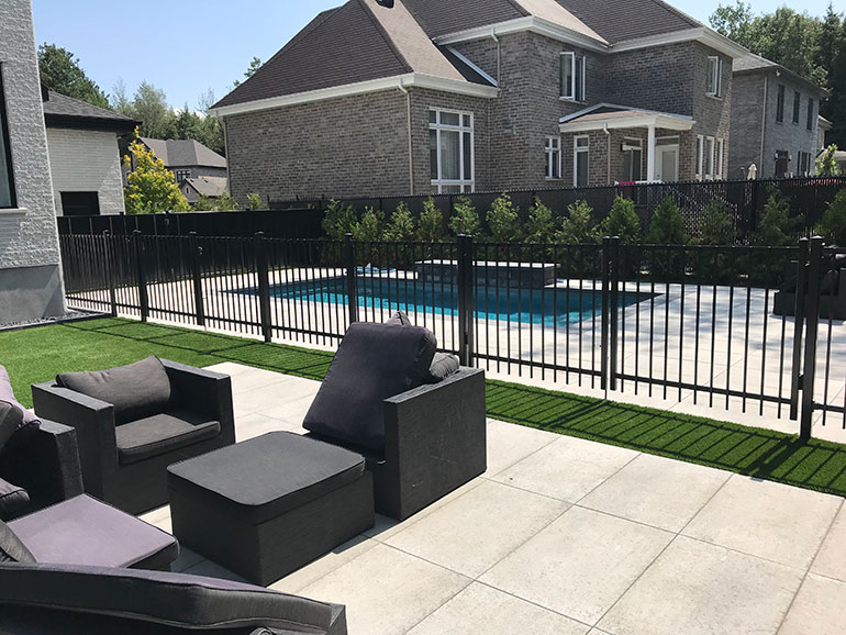 Pool fencing and privacy fences  Saint-Laurent